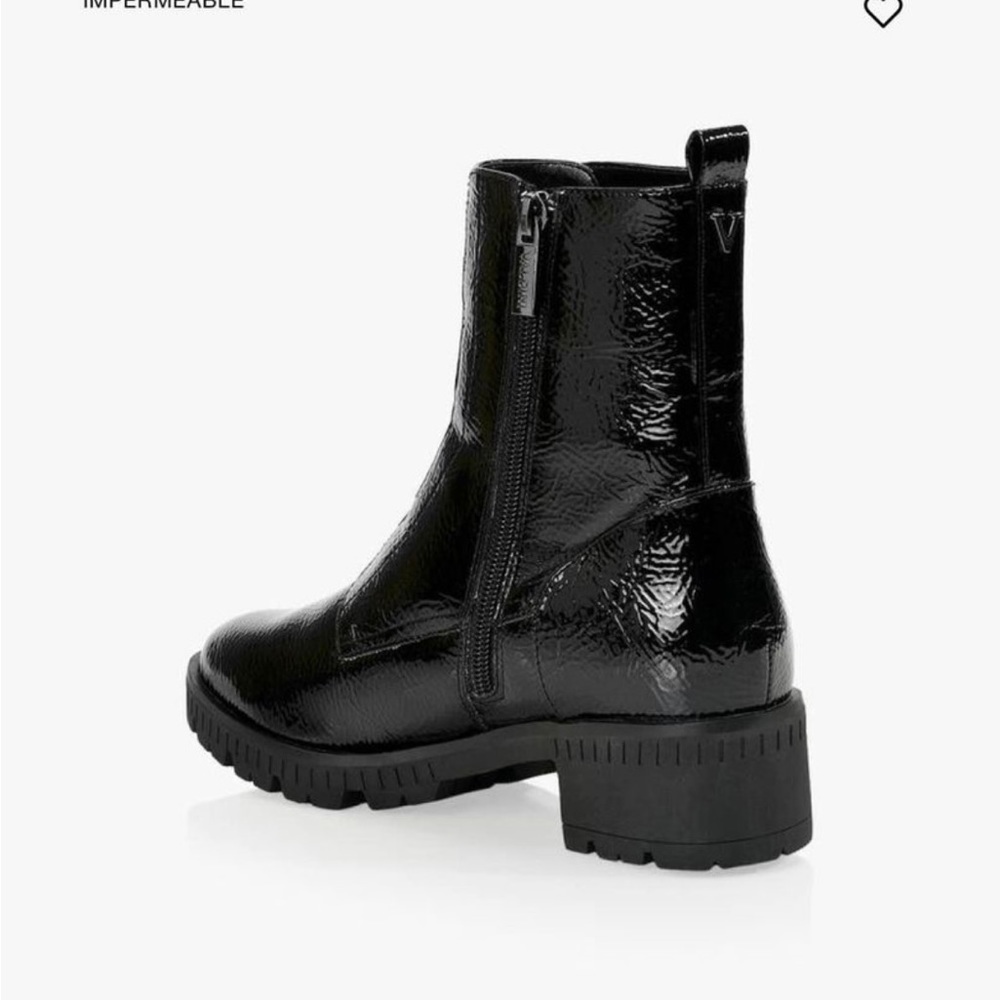 Valdini boots size 6 women for winter. These boots are waterproof. - Picture 3 of 5